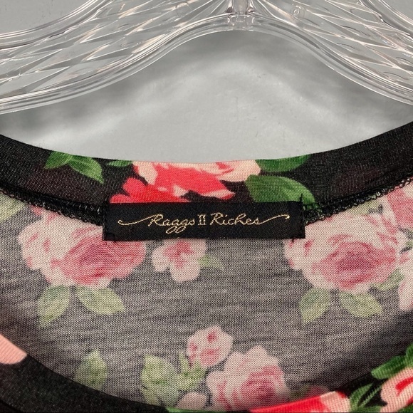 raggs II Riches Chic Happens Graphic Scoopneck Tee - Picture 3 of 10